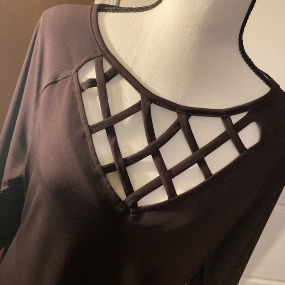 NWT New York and Company top - Picture 2 of 4